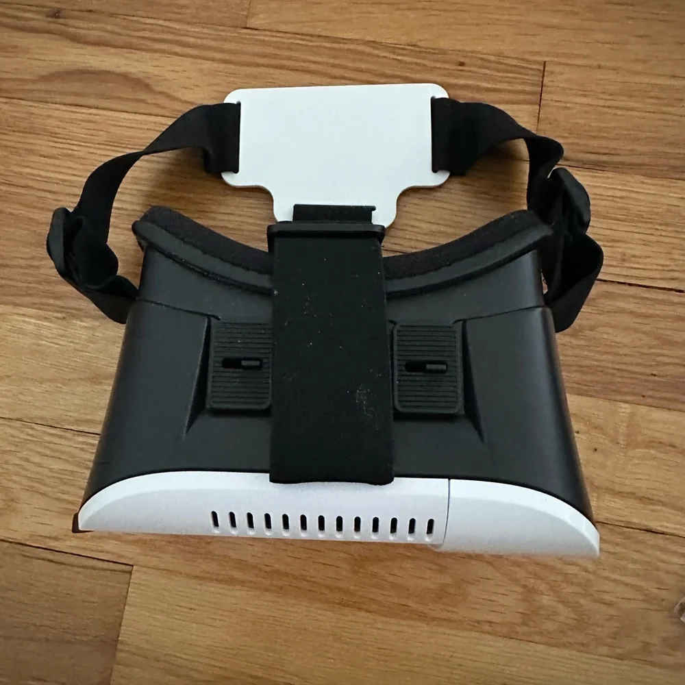 White Virtual Reality Headset